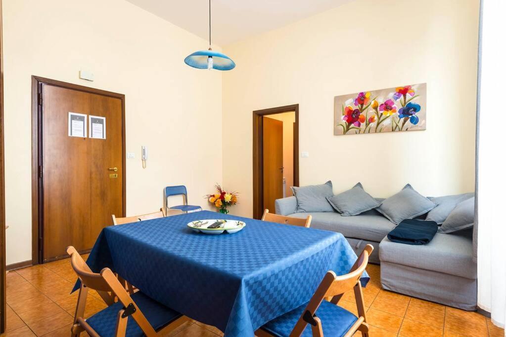 Apartment Bologna City Center Train Station Exterior foto