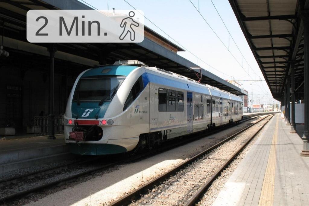 Apartment Bologna City Center Train Station Exterior foto
